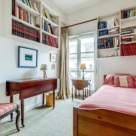 The Persian Lady - Lovely & Quiet - Latin Quarter Apartment